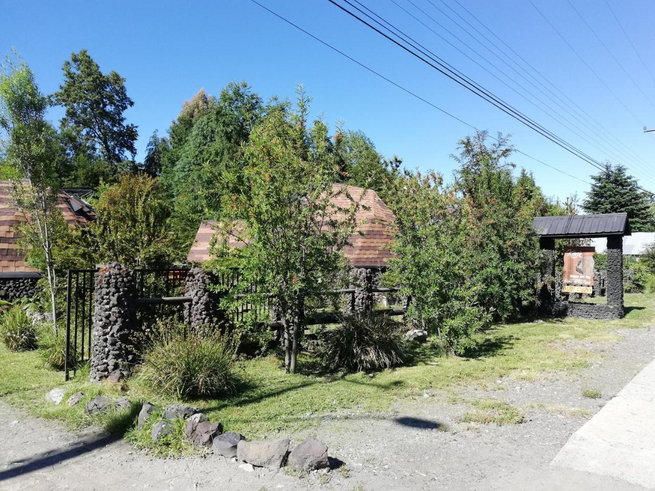 Karu Domos Del Fuy Aparthotel Neltume Exterior foto