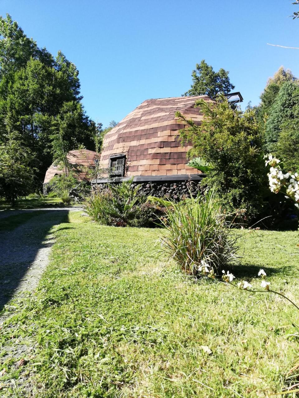 Karu Domos Del Fuy Aparthotel Neltume Exterior foto